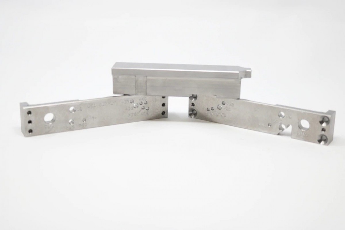 JIG FOR 80% P320 COMPATIBLE INSERT MUP 1